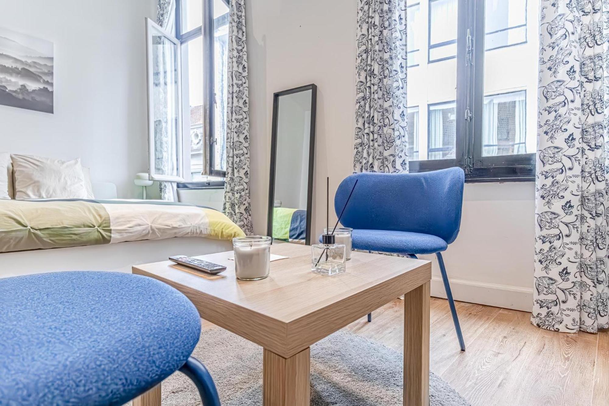 3 Stylish At A Great Location In * Ghent